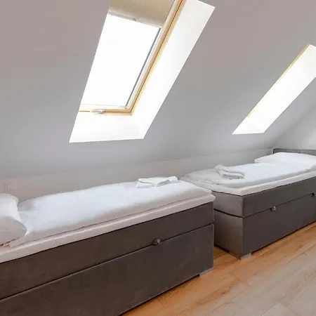 펜션 Vacationclub - Szklarska Park Vacationhome 1 *